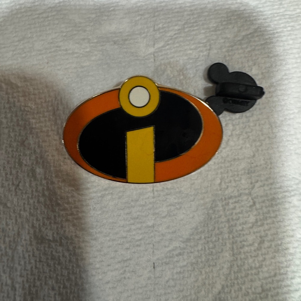 Disney Pixar The Incredibles Logo Enamel Trading Pin 2009 Official Disney Parks